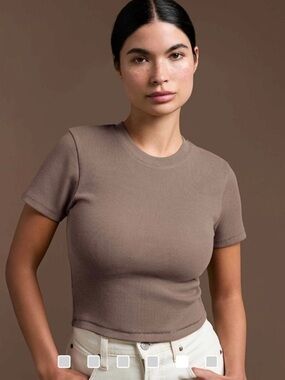 Nuuds Cropped Baby Tee Medium Ribbed Brown Mocha